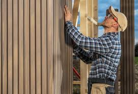 How To Choose The Right Materials for Your Siding Installation in 'Altoona, IA